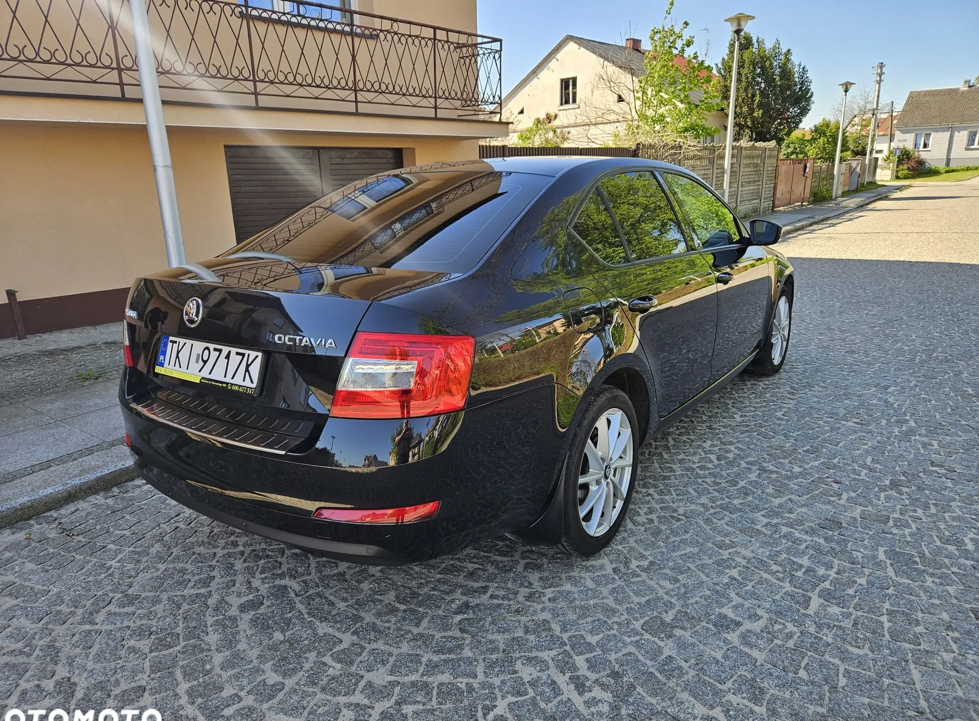 Skoda Octavia cena 39900 przebieg: 257000, rok produkcji 2015 z Daleszyce małe 326